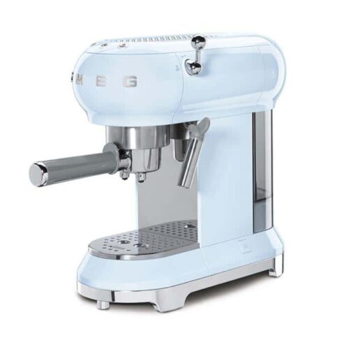 Máy pha cà phê bán tự động Smeg ECF01PBEU Pastel Blue 3 Ảnh máy pha cà phê bán tự động Smeg ECF01PBEU Pastel Blue